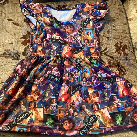 Handmade Encanto Dress - Picture 2 of 7